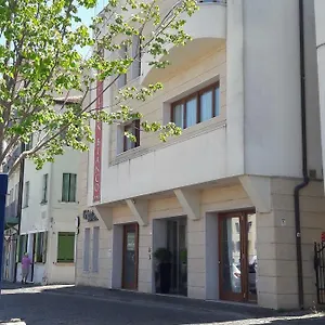 Отель Leon Bianco